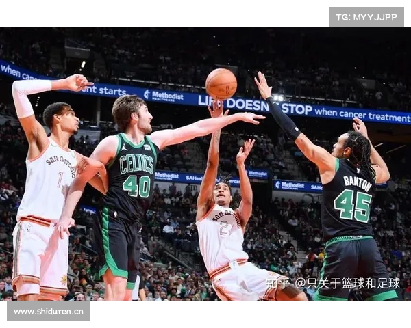 NBA常规赛:马刺胜凯尔特人 NBA常规赛:马刺胜凯尔特人
